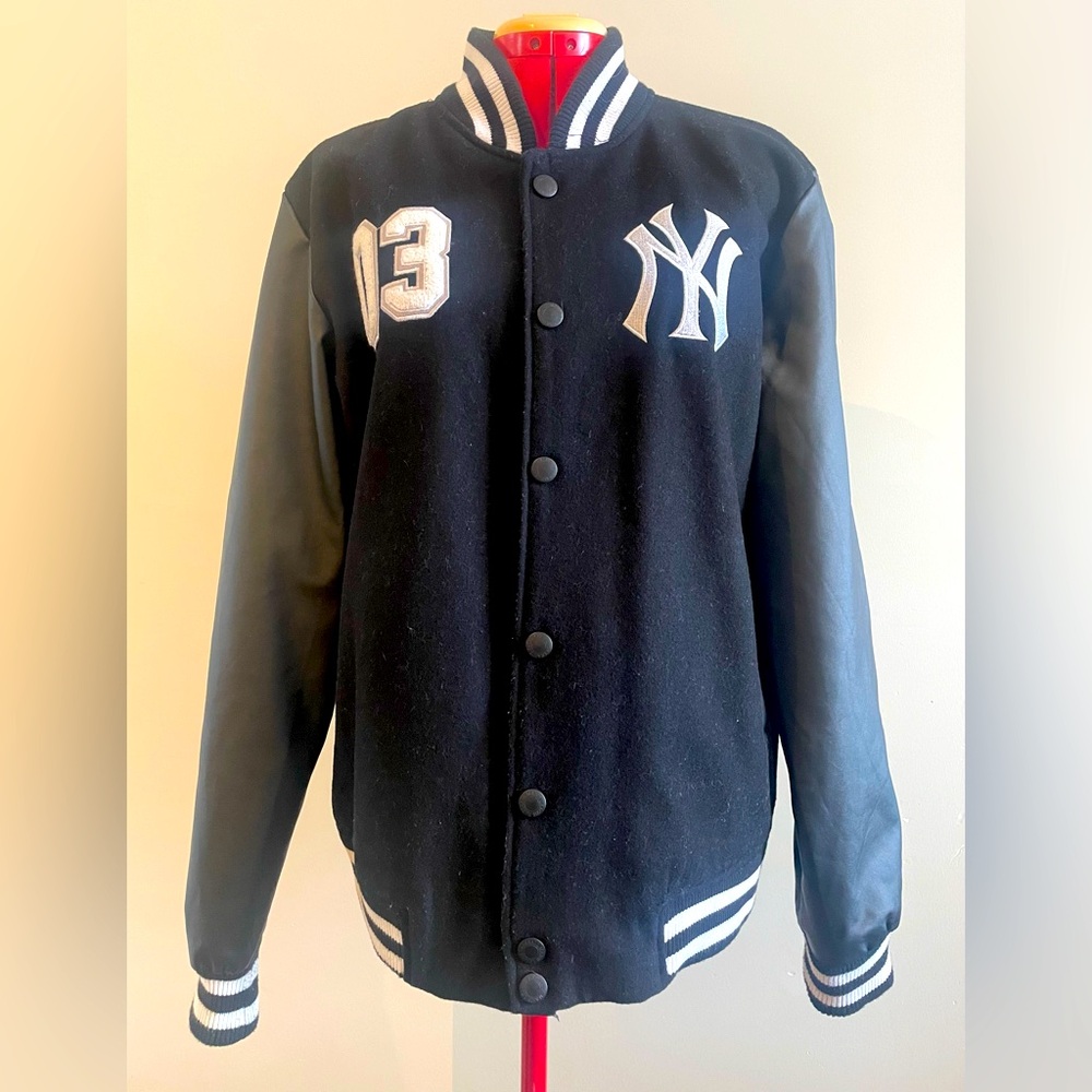 NY Yankees Baseball varsity jacket Sz. Youth XXL - Black